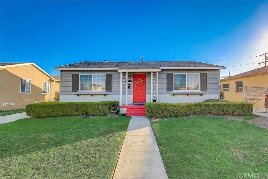 1260 E 124th Street, Los Angeles — sold by The Bonilla Group