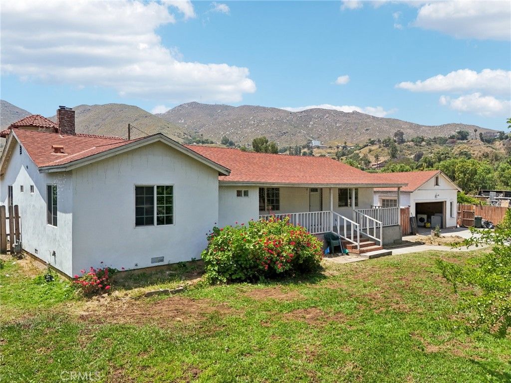 23831 Pepper Tree Lane, Colton — sold by The Bonilla Group